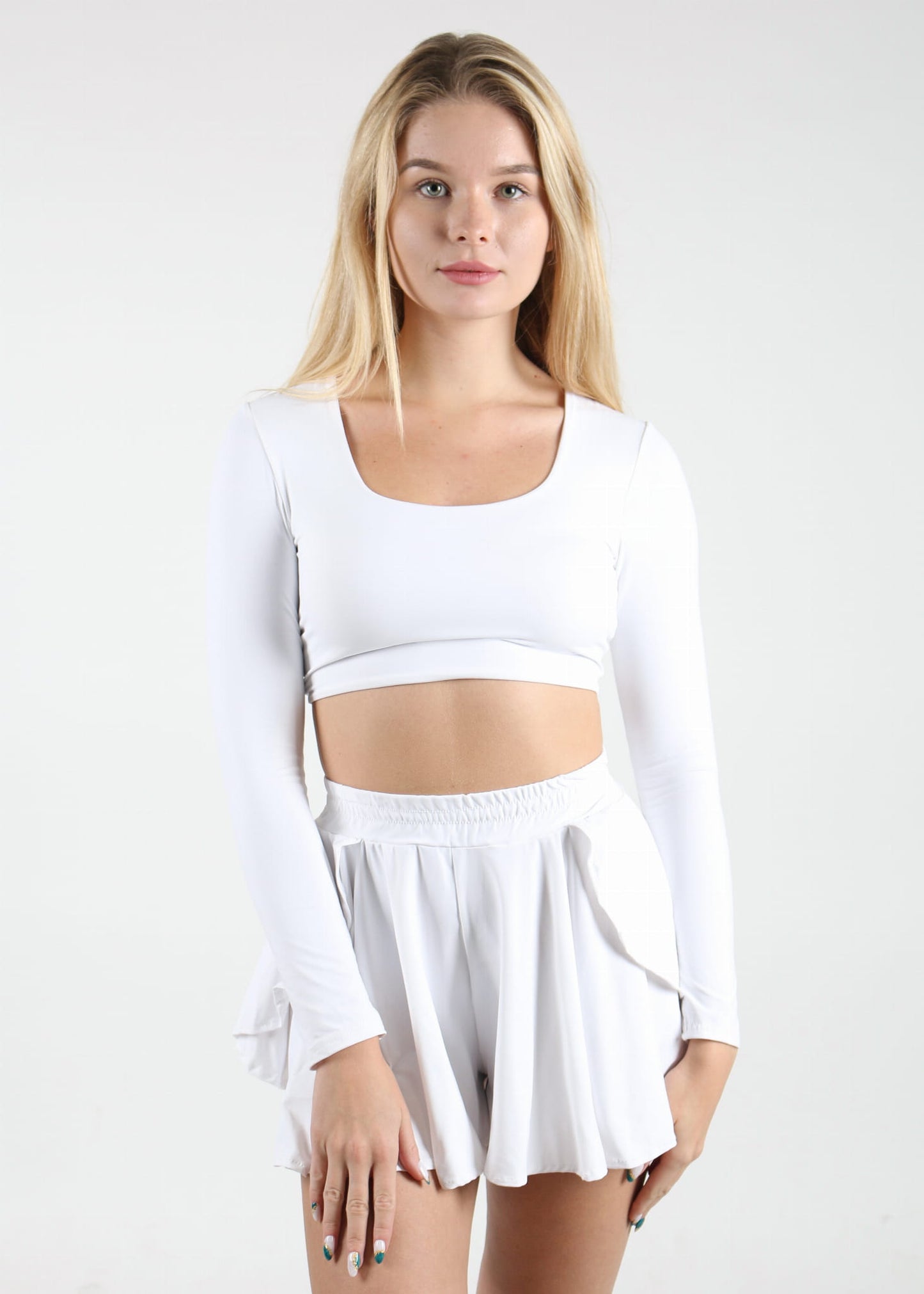 SHORTS WAVE WHITE by MOVS WEAR