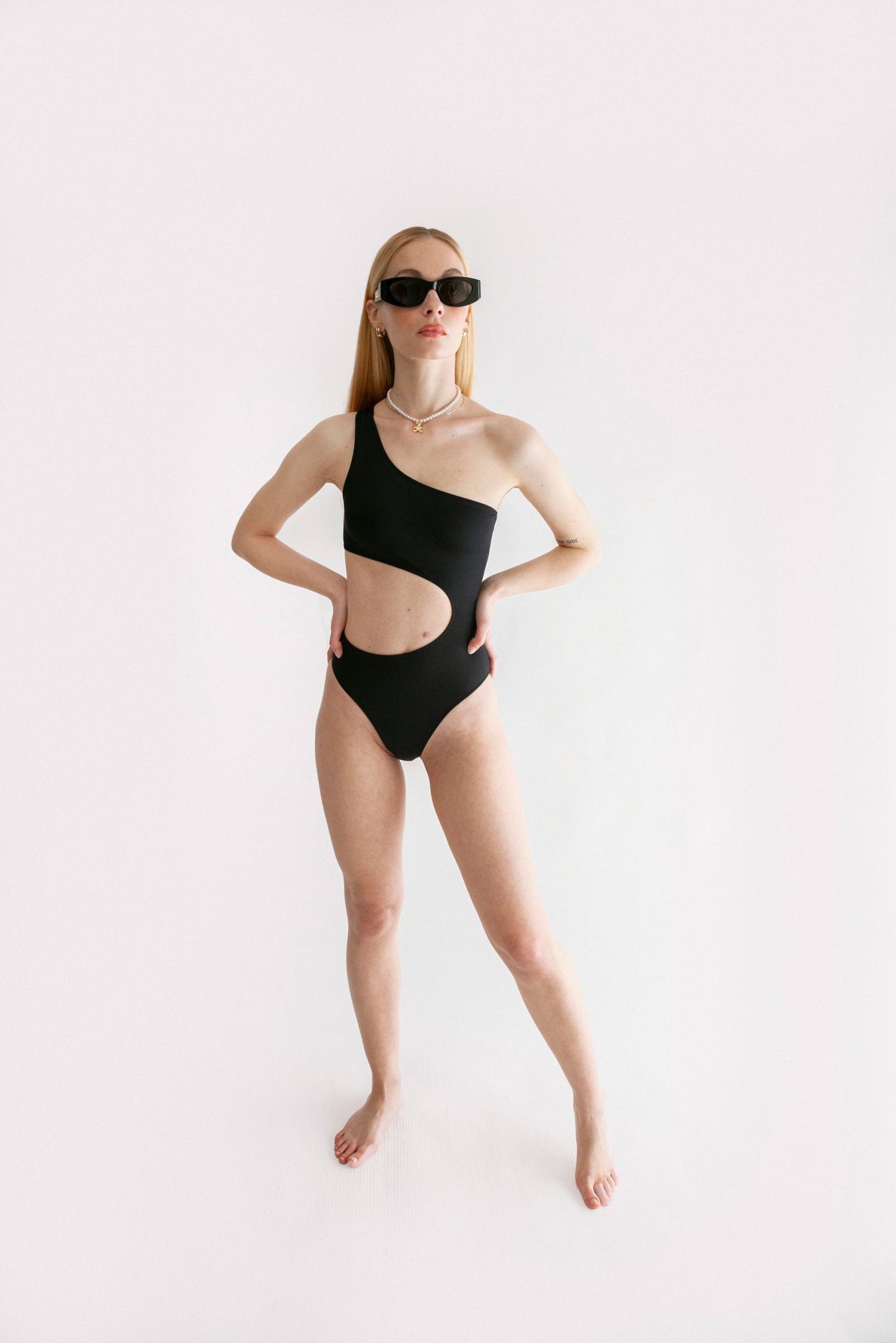 CAROLINA BLACK đ€ Body AsymĂ©trique ĂlĂ©gant by FANTABODY