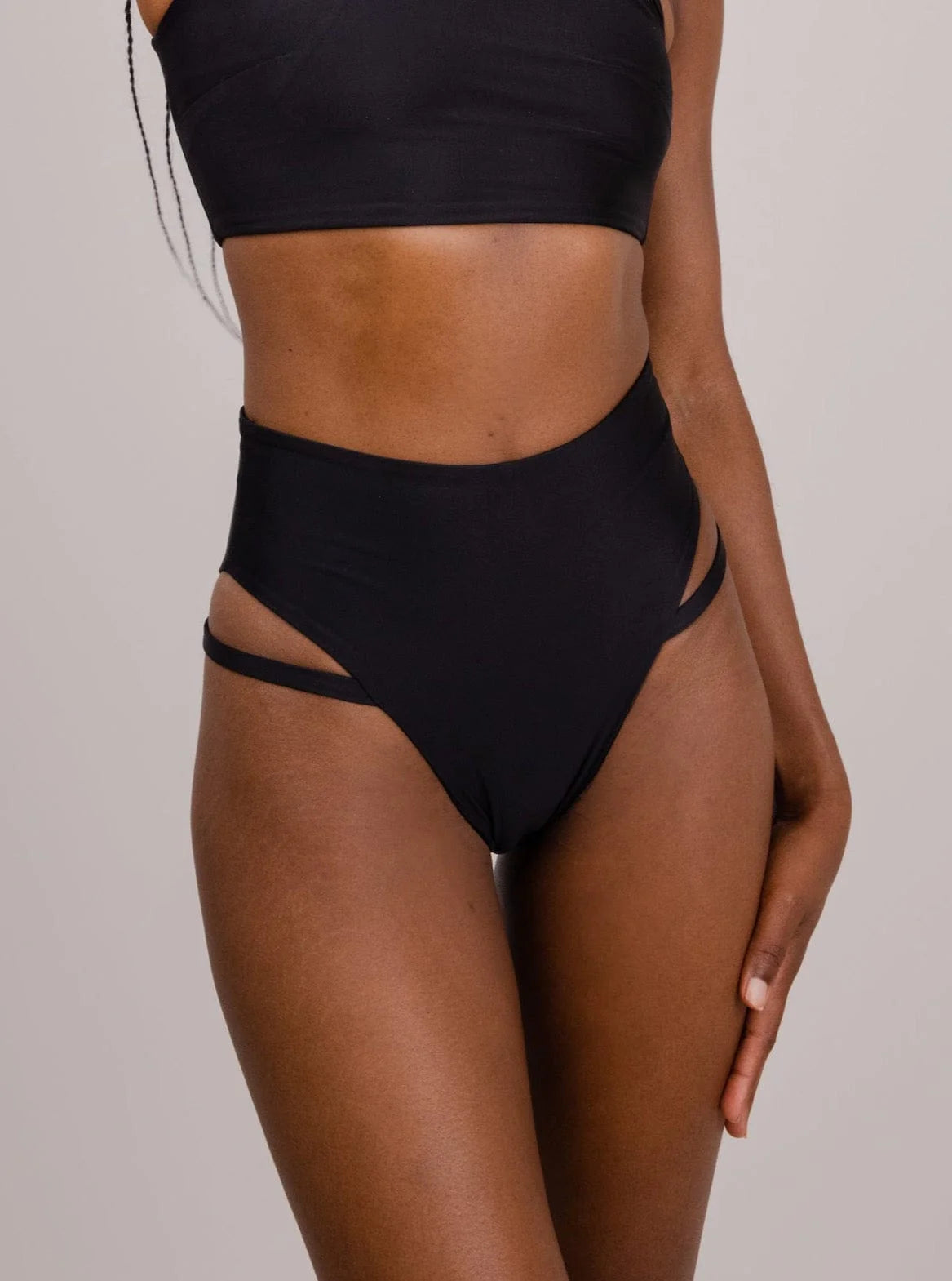 FANNA FLOW BOTTOM BLACK