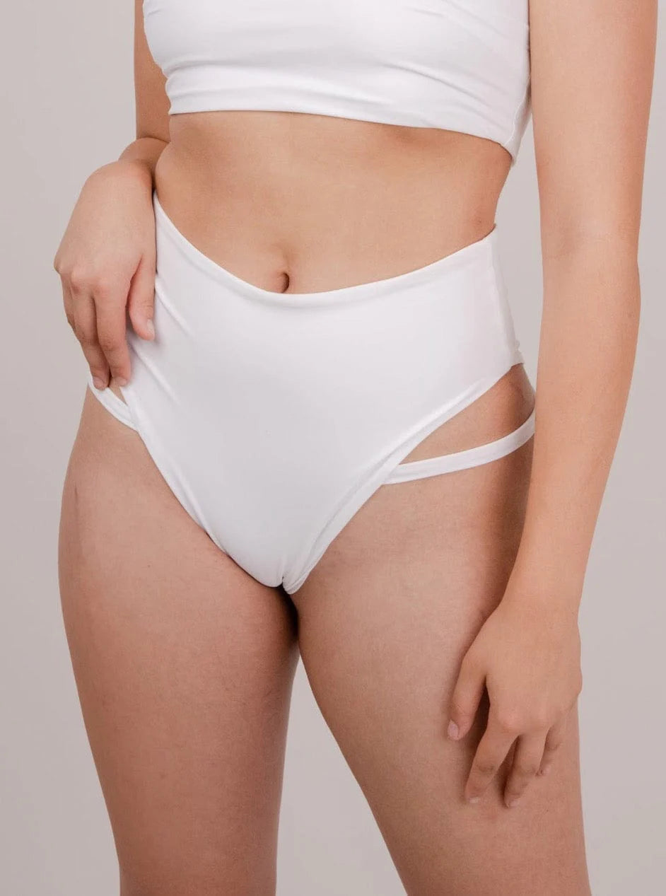 FANNA FLOW BOTTOM WHITE